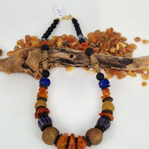 Collier Togo